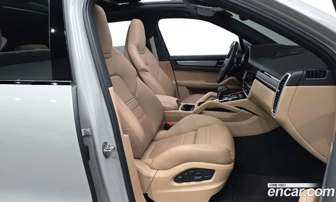 Porsche Cayenne 2023 3.0 автомат (гидро), фото 11