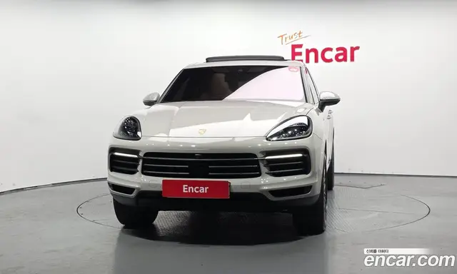Porsche Cayenne 2023 3.0 автомат (гидро), миниатюра 3