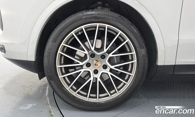Porsche Cayenne 2023 3.0 автомат (гидро), миниатюра 5