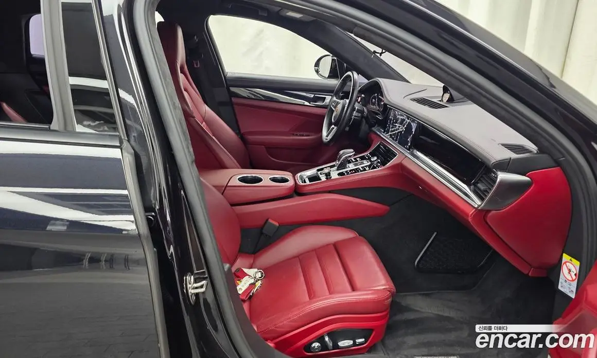 Porsche Panamera 2018 3.0 автомат (гидро), фото 17