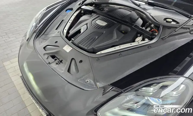 Porsche Panamera 2018 3.0 автомат (гидро), миниатюра 6