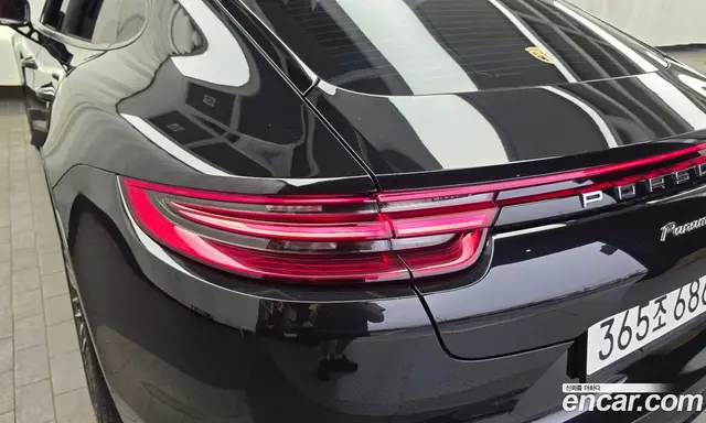 Porsche Panamera 2018 3.0 автомат (гидро), миниатюра 9