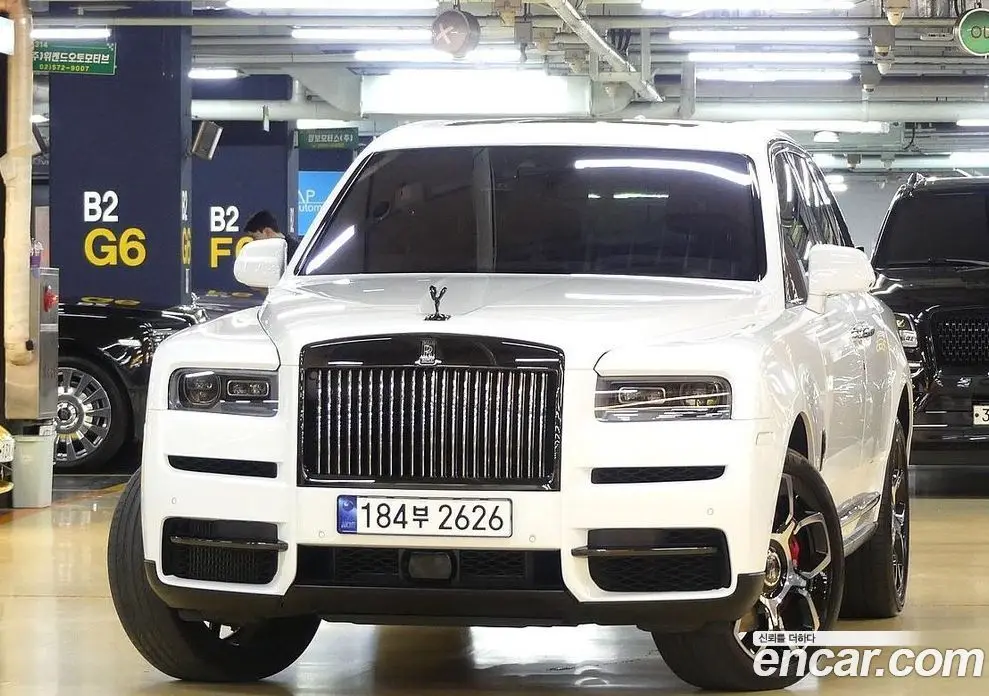 Rolls-Royce Cullinan 2023 6.7 автомат (гидро), фото 1 Rolls-Royce Cullinan 2023 6.7 автомат (гидро), фото 1