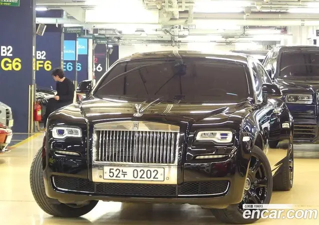 Rolls-Royce Ghost 2016 6.6 автомат (гидро), миниатюра 1 Rolls-Royce Ghost 2016 6.6 автомат (гидро), миниатюра 1