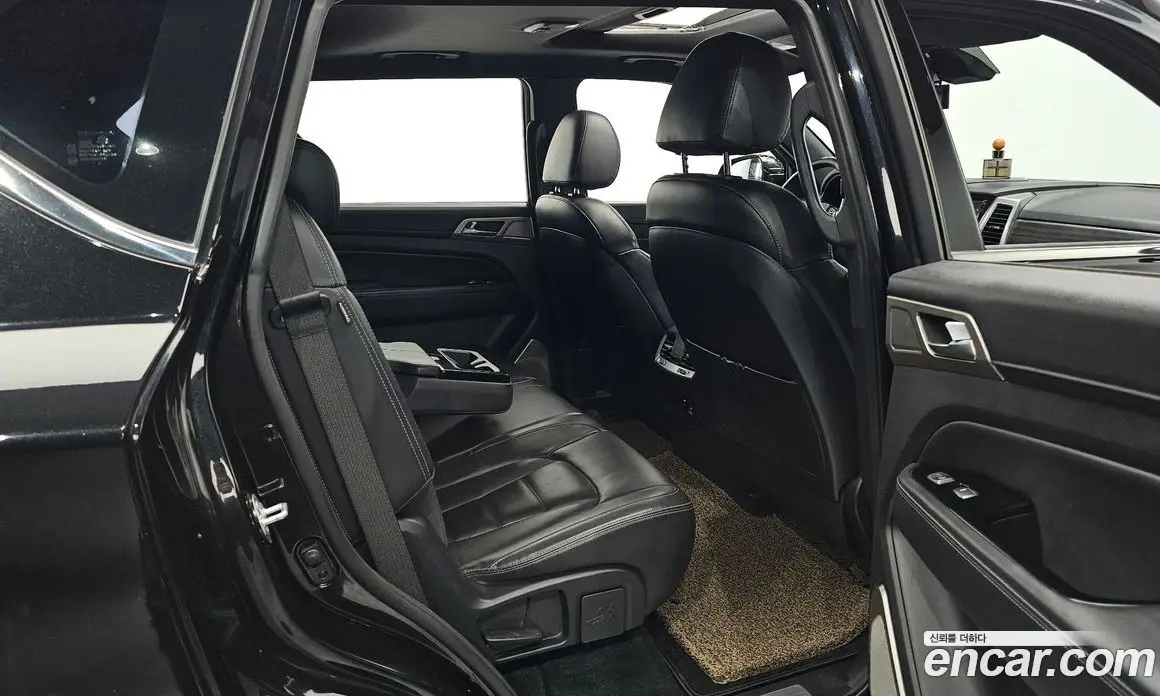SsangYong Rexton 2018 2.2 автомат (гидро), фото 16