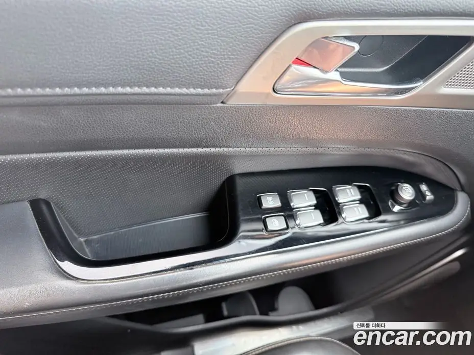 SsangYong Rexton 2018 2.2 автомат (гидро), фото 14