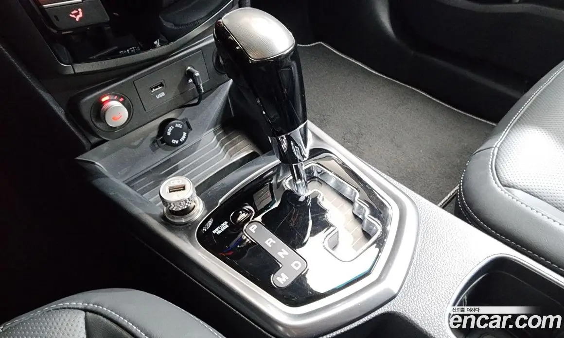 SsangYong TIBOLI 2017 1.6 автомат (гидро), фото 12
