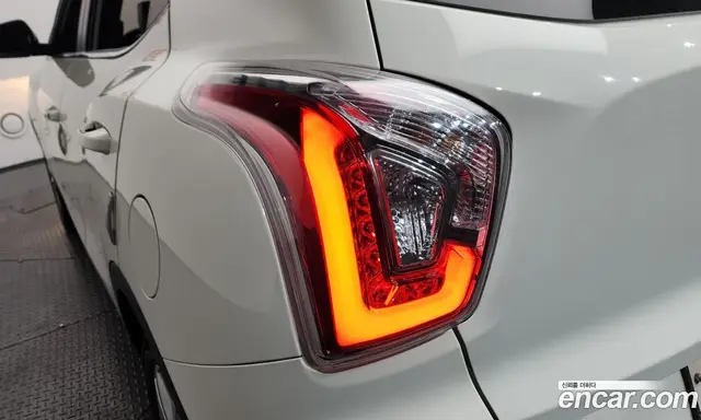 SsangYong TIBOLI 2017 1.6 автомат (гидро), миниатюра 9