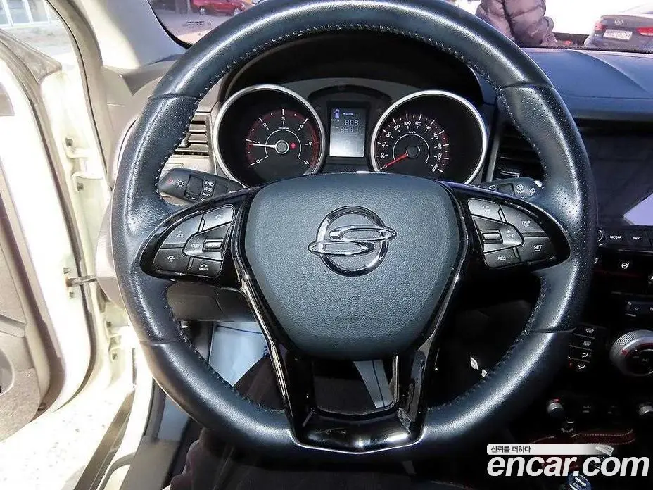 SsangYong TIBOLI 2017 1.6 автомат (гидро), фото 8