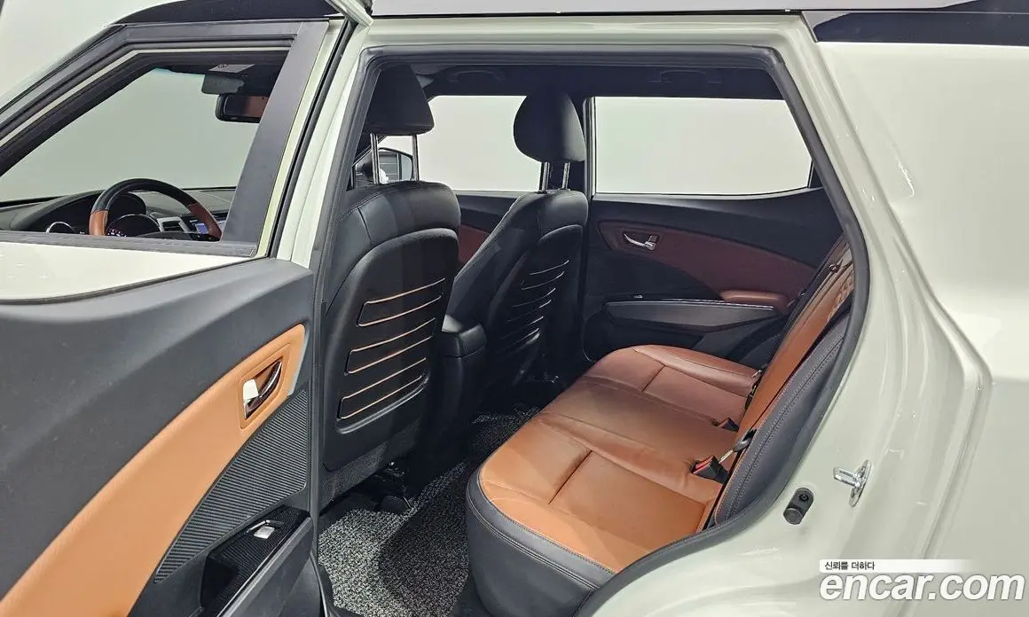 SsangYong TIBOLI 2019 1.6 автомат (гидро), фото 17