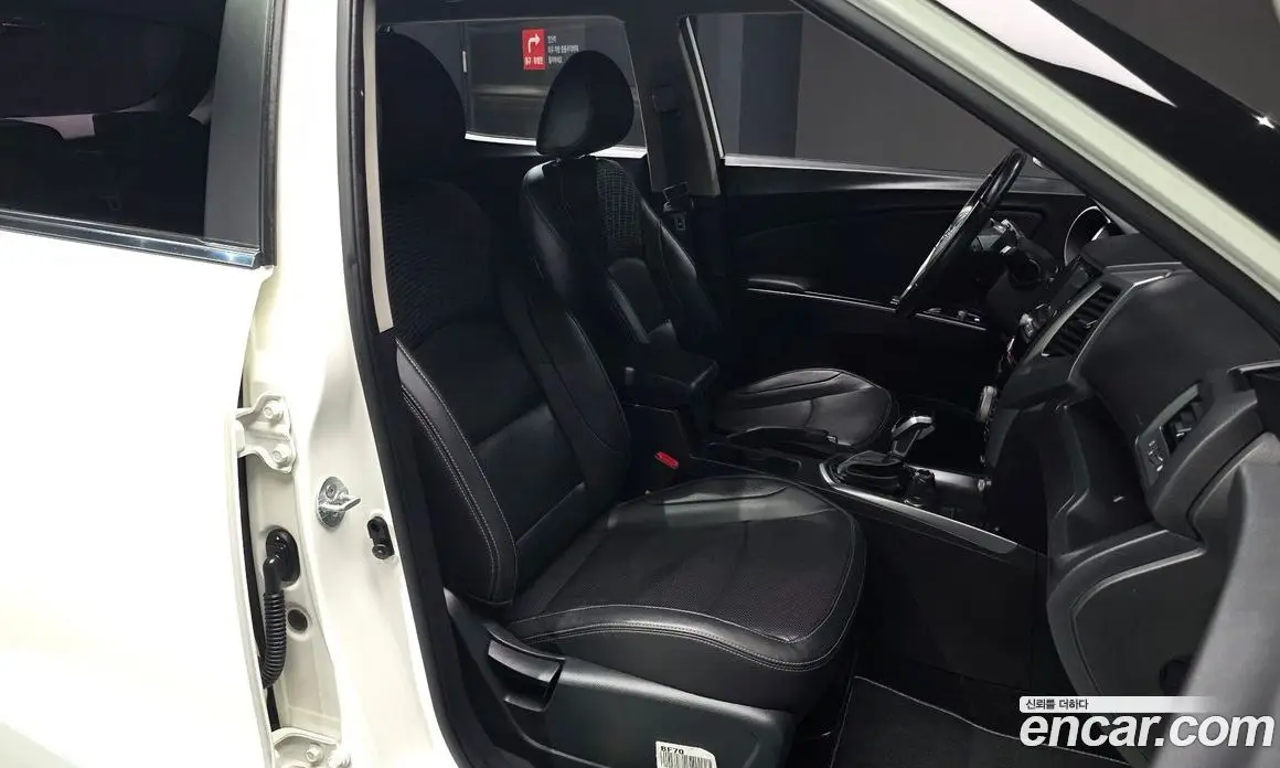 SsangYong TIBOLI 2019 1.6 автомат (гидро), фото 11