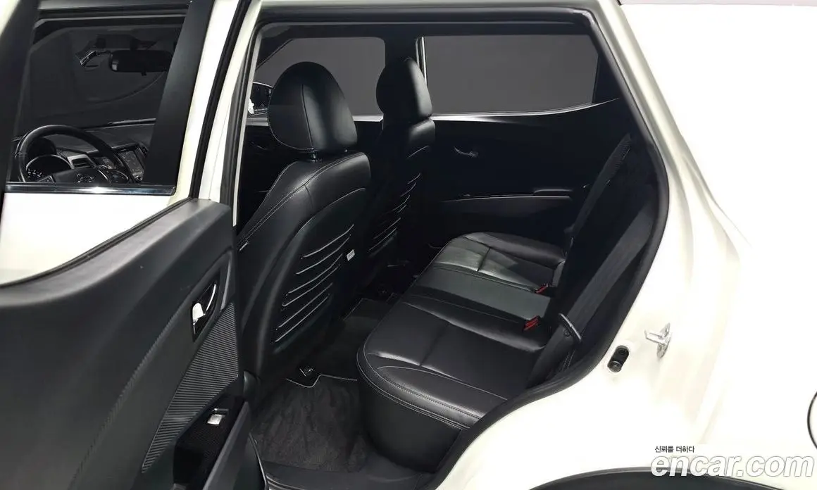 SsangYong TIBOLI 2019 1.6 автомат (гидро), фото 12