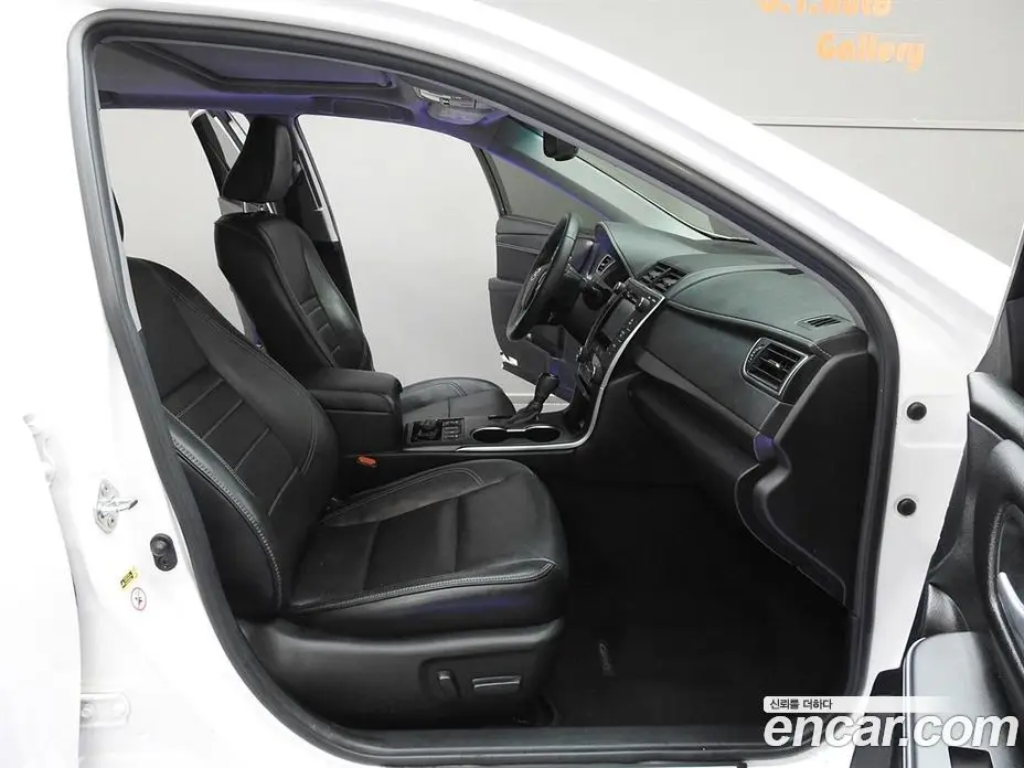 Toyota Camry 2017 2.5 автомат (гидро), фото 13 Toyota Camry 2017 2.5 автомат (гидро), фото 13
