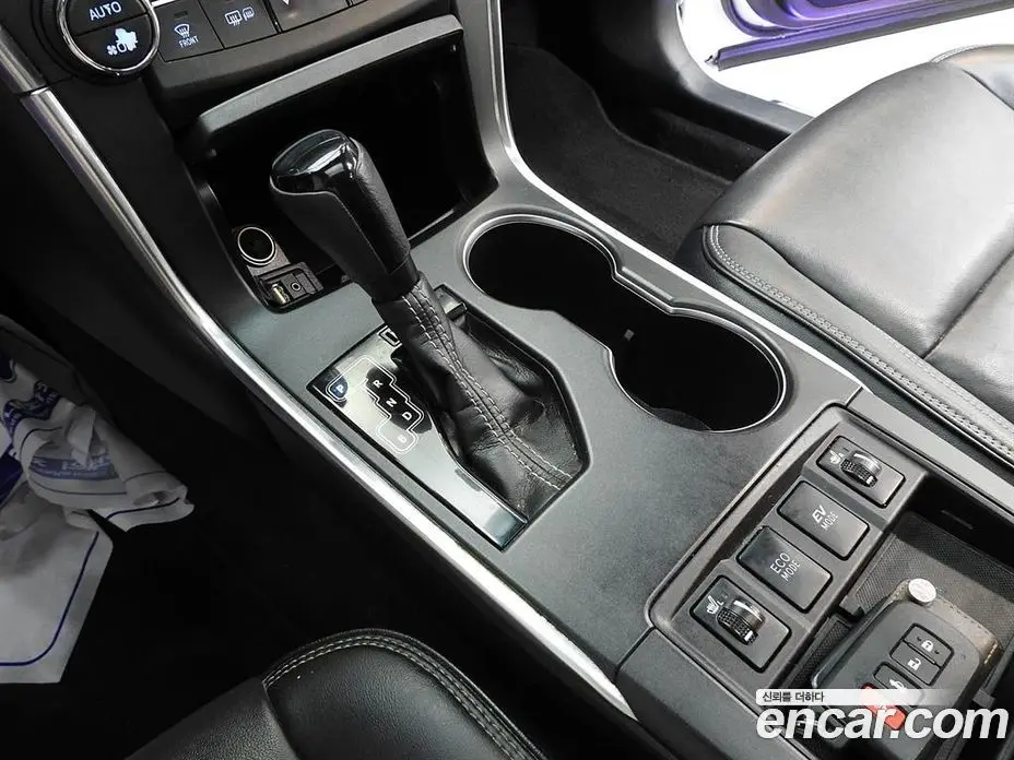 Toyota Camry 2017 2.5 автомат (гидро), фото 16 Toyota Camry 2017 2.5 автомат (гидро), фото 16