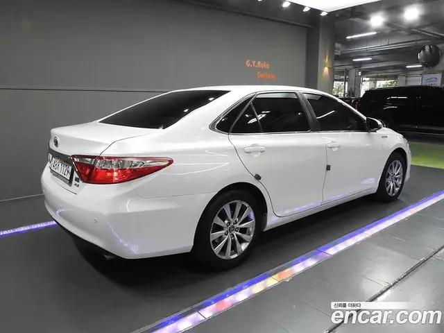 Toyota Camry 2017 2.5 автомат (гидро), миниатюра 3 Toyota Camry 2017 2.5 автомат (гидро), миниатюра 3