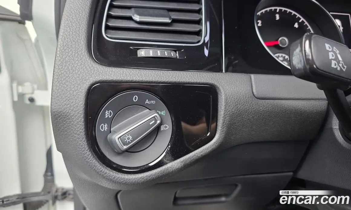 Volkswagen Golf 2014 2.0 автомат (гидро), фото 18