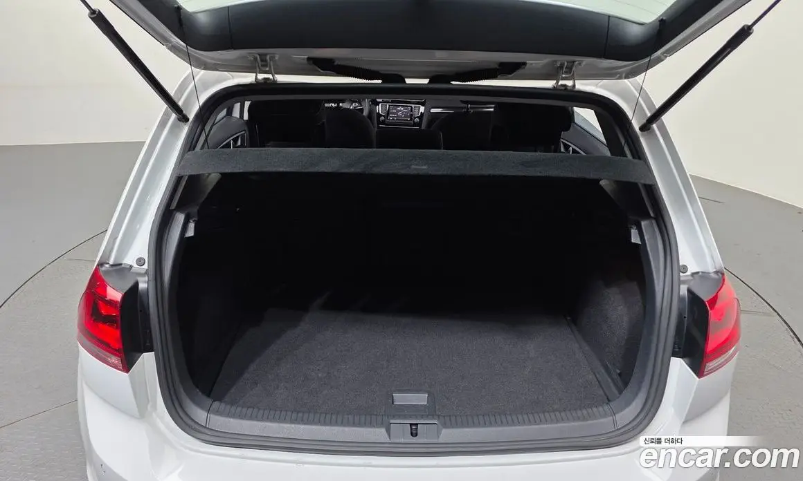Volkswagen Golf 2014 2.0 автомат (гидро), фото 20
