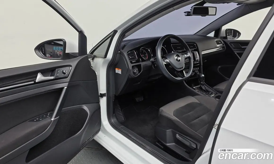 Volkswagen Golf 2014 2.0 автомат (гидро), фото 10