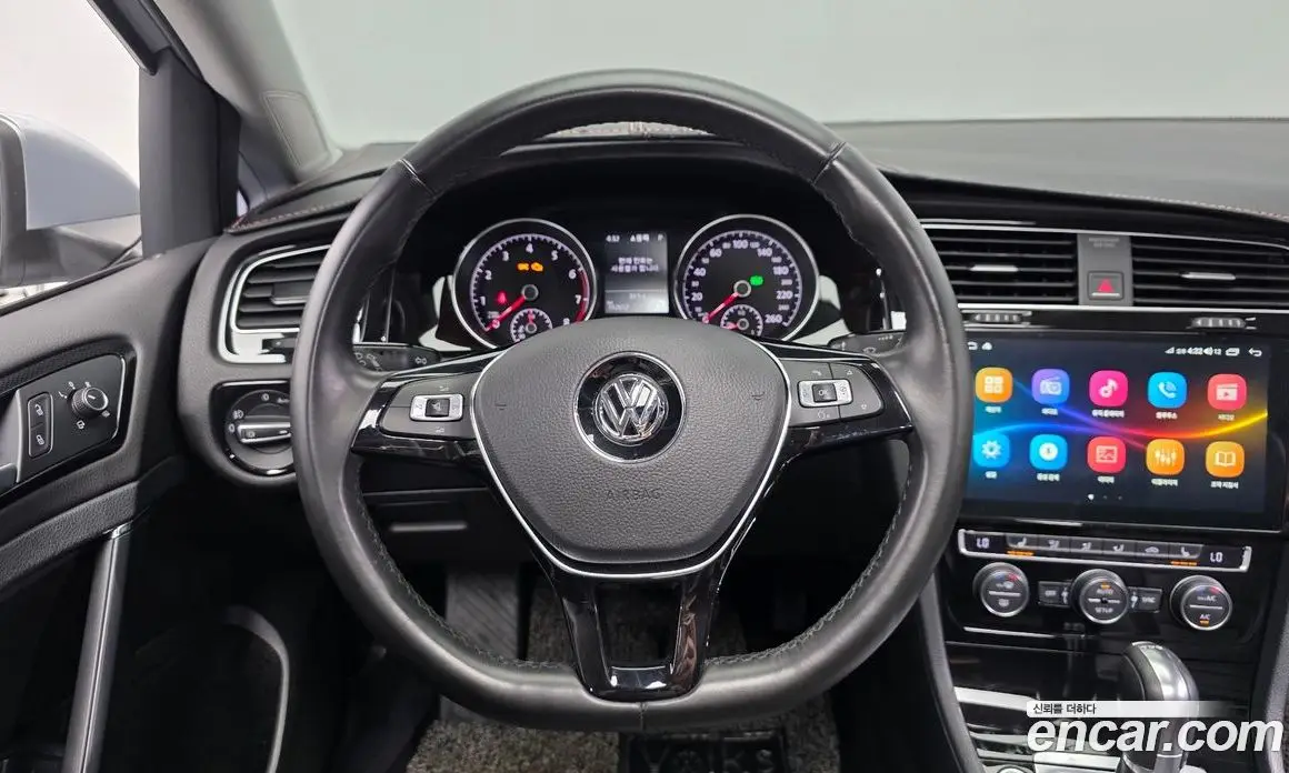 Volkswagen Golf 2014 1.4 автомат (гидро), фото 13