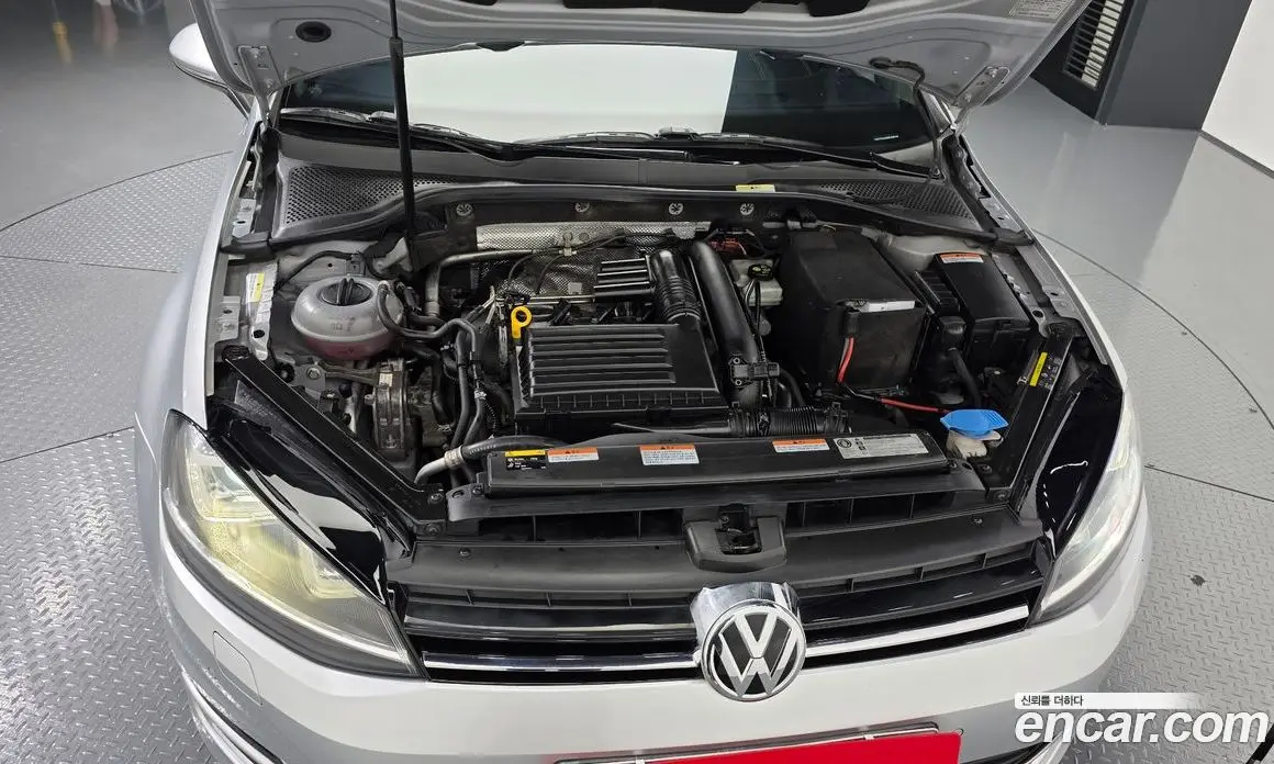 Volkswagen Golf 2014 1.4 автомат (гидро), фото 6