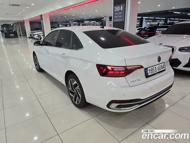 Volkswagen Jetta 2023 1.5 автомат (гидро), миниатюра 2
