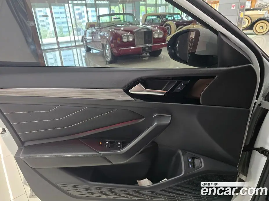 Volkswagen Jetta 2023 1.5 автомат (гидро), фото 13