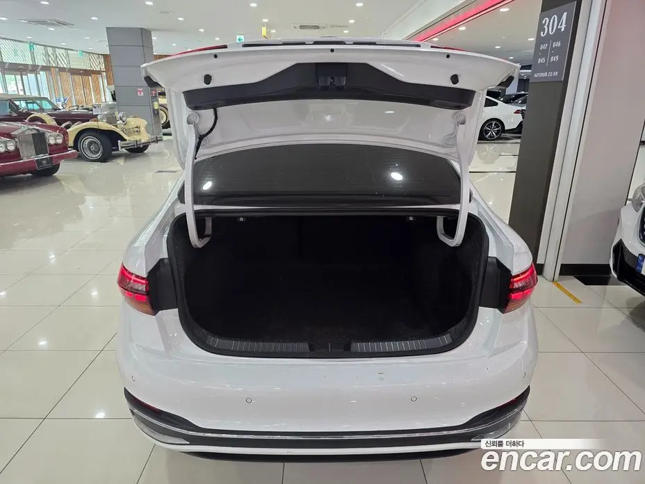 Volkswagen Jetta 2023 1.5 автомат (гидро), фото 18