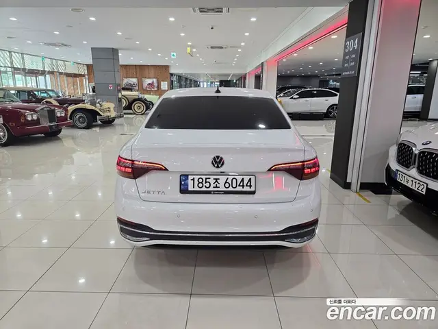 Volkswagen Jetta 2023 1.5 автомат (гидро), миниатюра 4