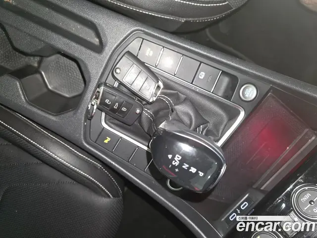 Volkswagen Jetta 2023 1.5 автомат (гидро), миниатюра 9