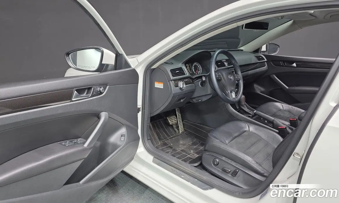 Volkswagen Passat 2014 1.8 автомат (гидро), фото 12