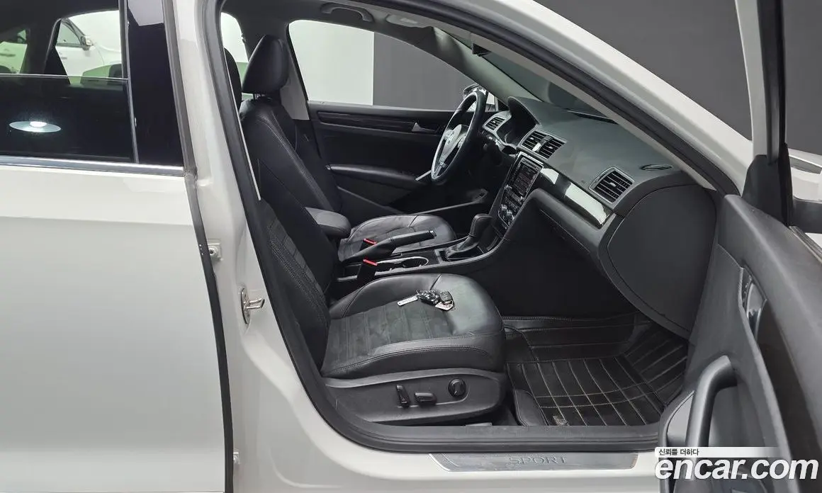 Volkswagen Passat 2014 1.8 автомат (гидро), фото 15