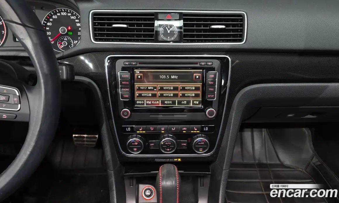 Volkswagen Passat 2014 1.8 автомат (гидро), фото 18