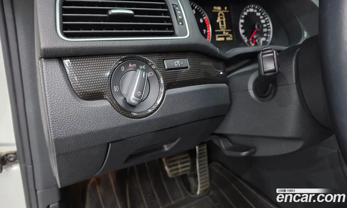 Volkswagen Passat 2014 1.8 автомат (гидро), фото 24