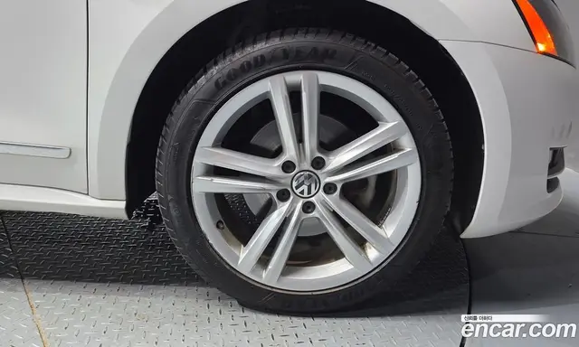 Volkswagen Passat 2014 1.8 автомат (гидро), миниатюра 6
