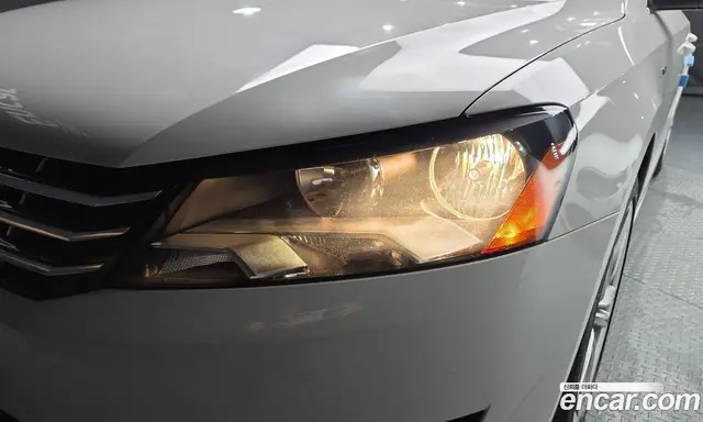 Volkswagen Passat 2014 1.8 автомат (гидро), миниатюра 7