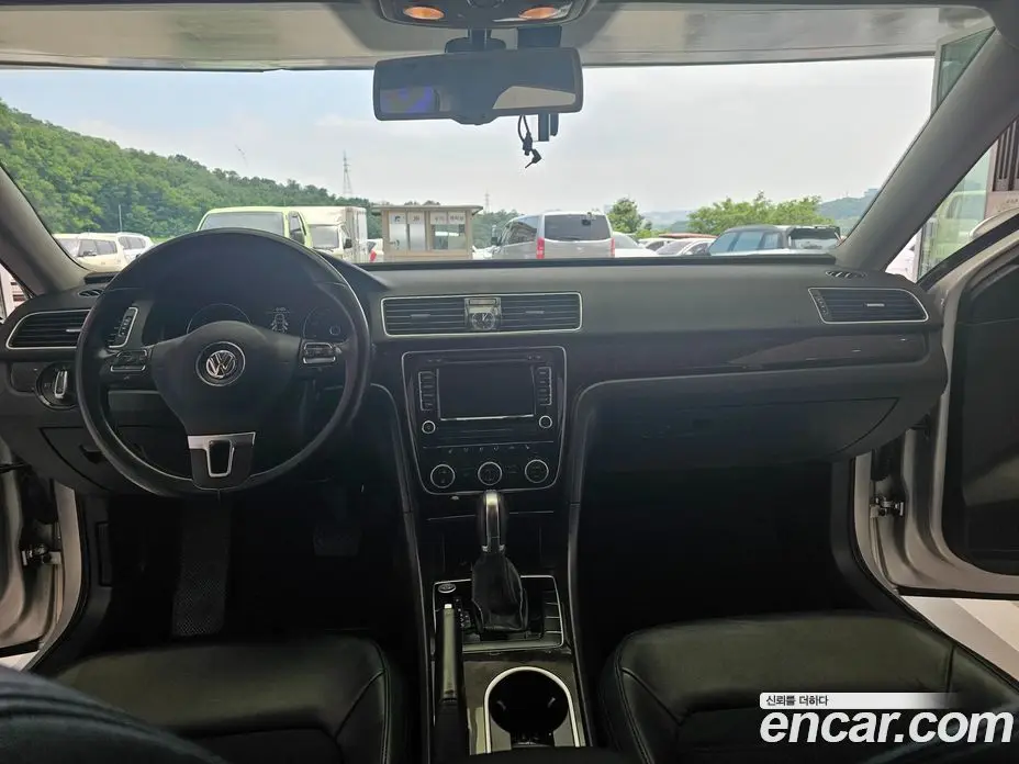 Volkswagen Passat 2015 2.0 автомат (гидро), фото 12