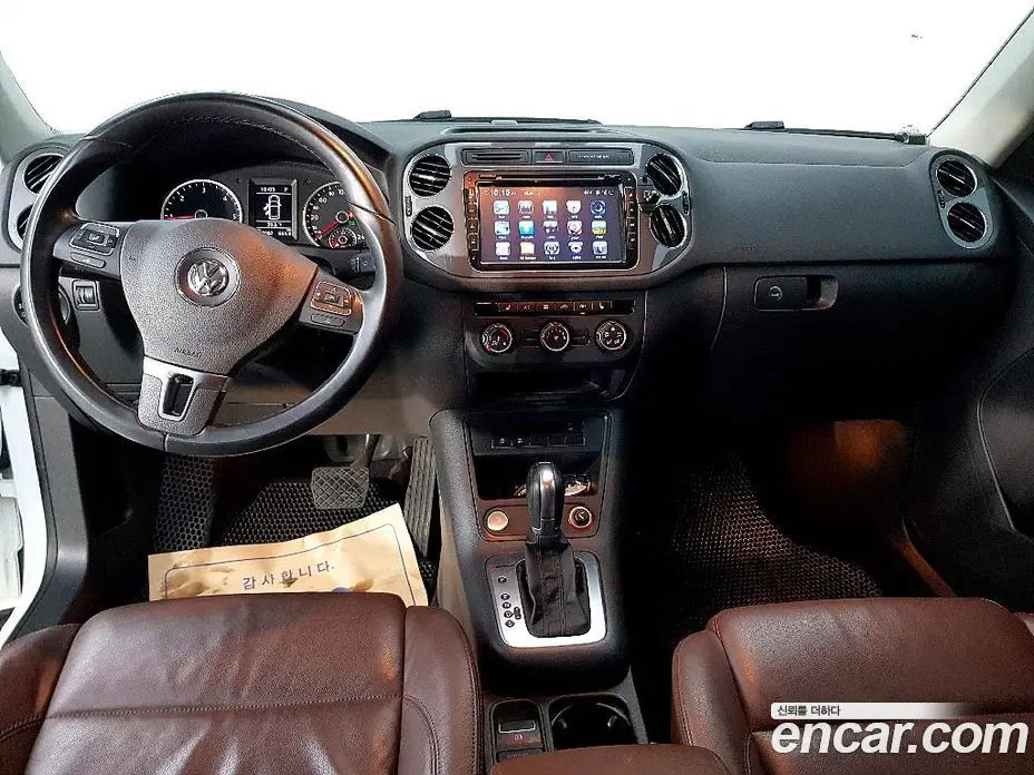 Volkswagen Tiguan 2015 2.0 автомат (гидро), фото 5