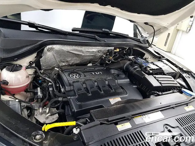 Volkswagen Tiguan 2015 2.0 автомат (гидро), миниатюра 6
