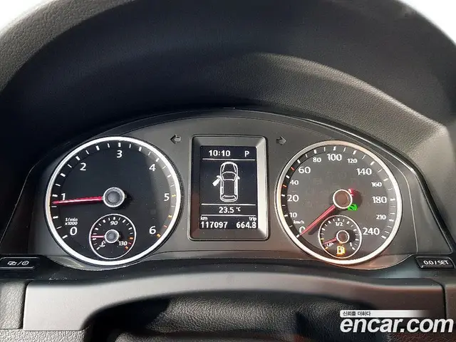 Volkswagen Tiguan 2015 2.0 автомат (гидро), миниатюра 7