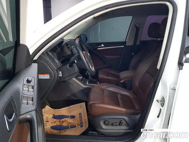 Volkswagen Tiguan 2015 2.0 автомат (гидро), миниатюра 8