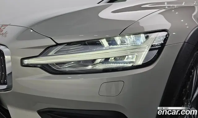 Volvo V60 2020 2.0 автомат (гидро), миниатюра 7