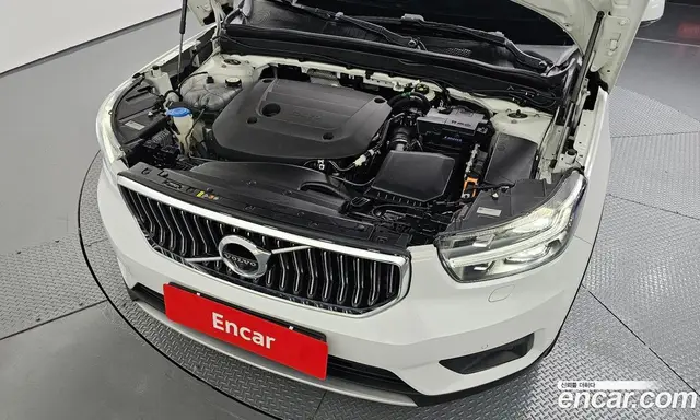 Volvo XC40 2021 2.0 автомат (гидро), миниатюра 6