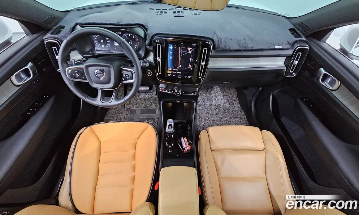 Volvo XC40 2021 2.0 автомат (гидро), фото 7
