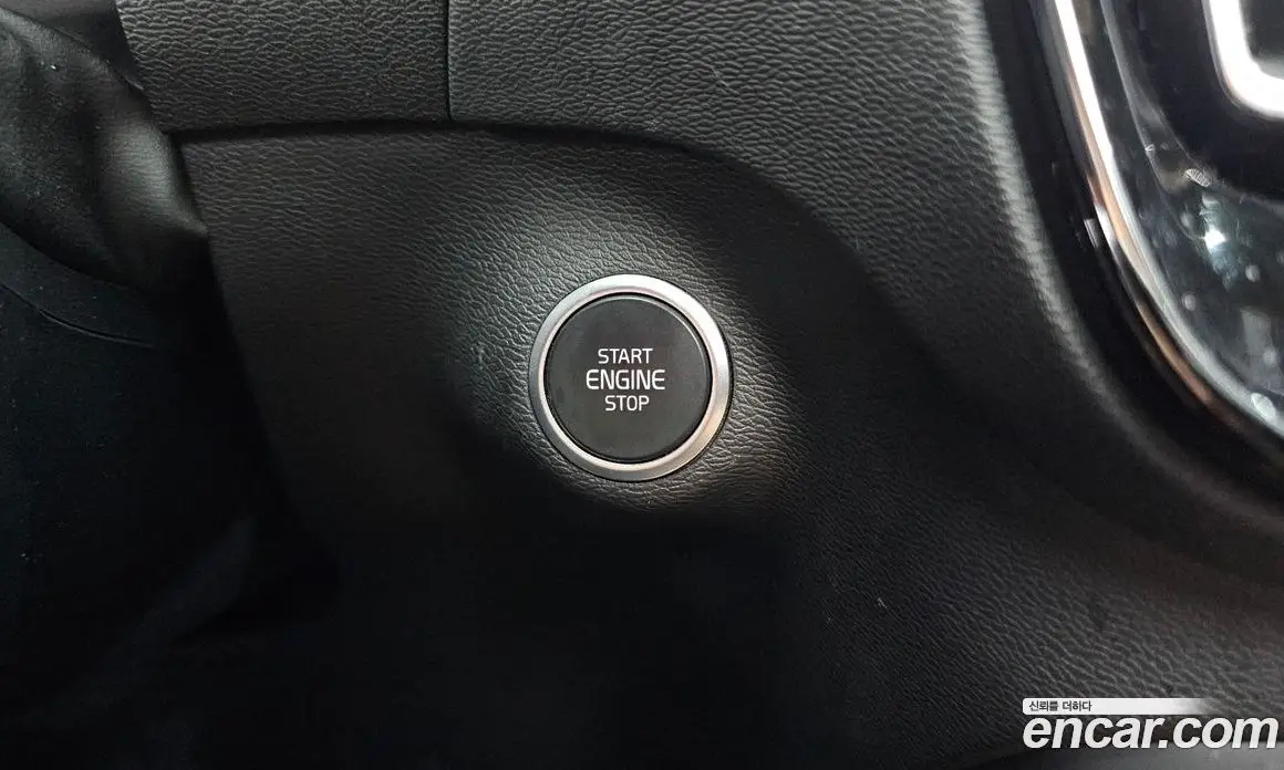 Volvo XC40 2022 2.0 автомат (гидро), фото 30