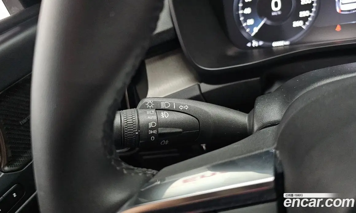 Volvo XC40 2022 2.0 автомат (гидро), фото 32