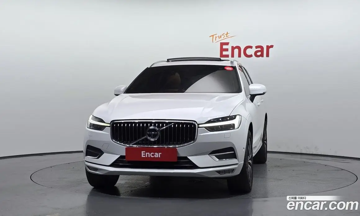 Volvo XC60 2021 2.0 автомат (гидро), фото 3