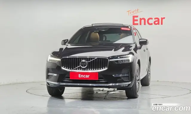 Volvo XC60 2022 2.0 автомат (гидро), миниатюра 2