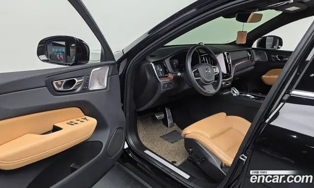 Volvo XC60 2022 2.0 автомат (гидро), миниатюра 12