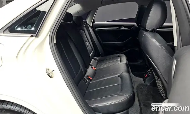Audi A3 2015 2.0 автомат (гидро), миниатюра 11