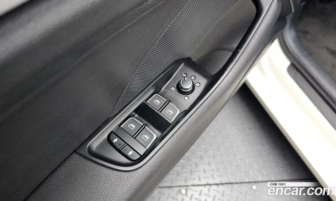 Audi A3 2015 2.0 автомат (гидро), фото 18